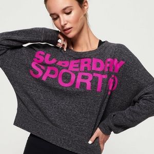 Cropped SuperDry sweatshirt